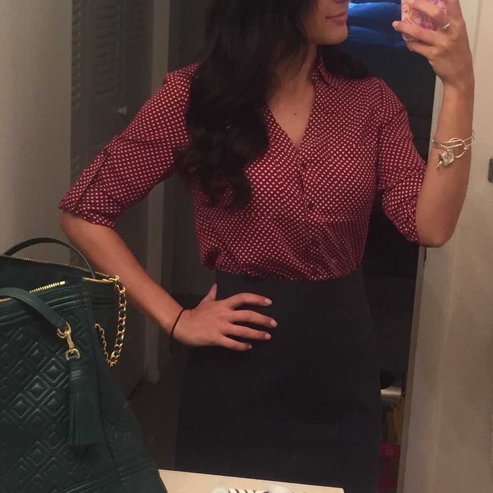 EXPRESS Polka Dot Blouse 💋